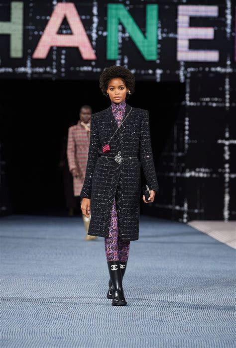 chanel fall winter 2022 2023|chanel short suits 2022.